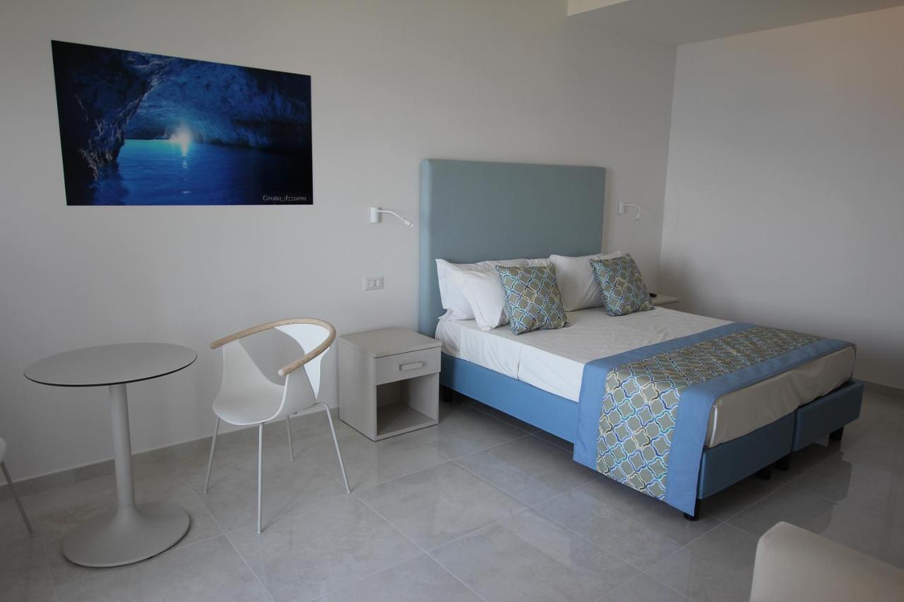 Hotel Lucia كاستيلاّماري دي ستا المظهر الخارجي الصورة