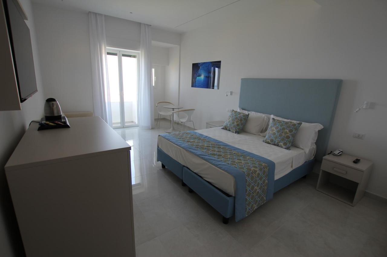 Hotel Lucia كاستيلاّماري دي ستا المظهر الخارجي الصورة