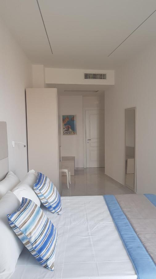 Hotel Lucia كاستيلاّماري دي ستا المظهر الخارجي الصورة