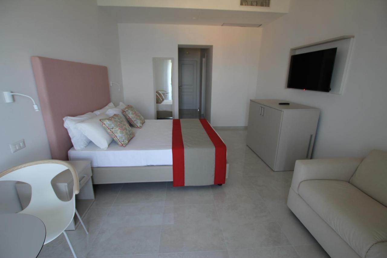 Hotel Lucia كاستيلاّماري دي ستا المظهر الخارجي الصورة